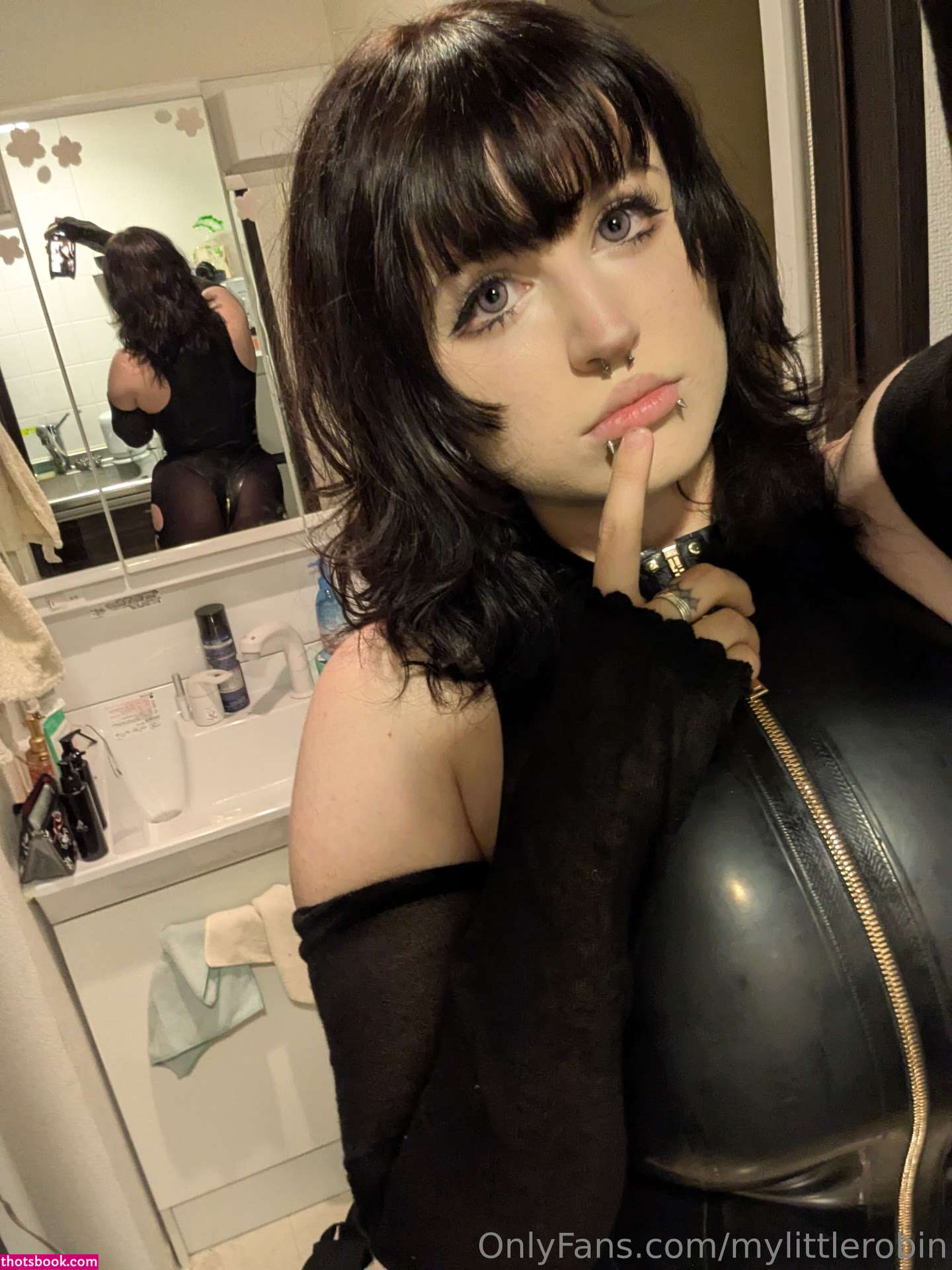 mylittlerobin Photo #6