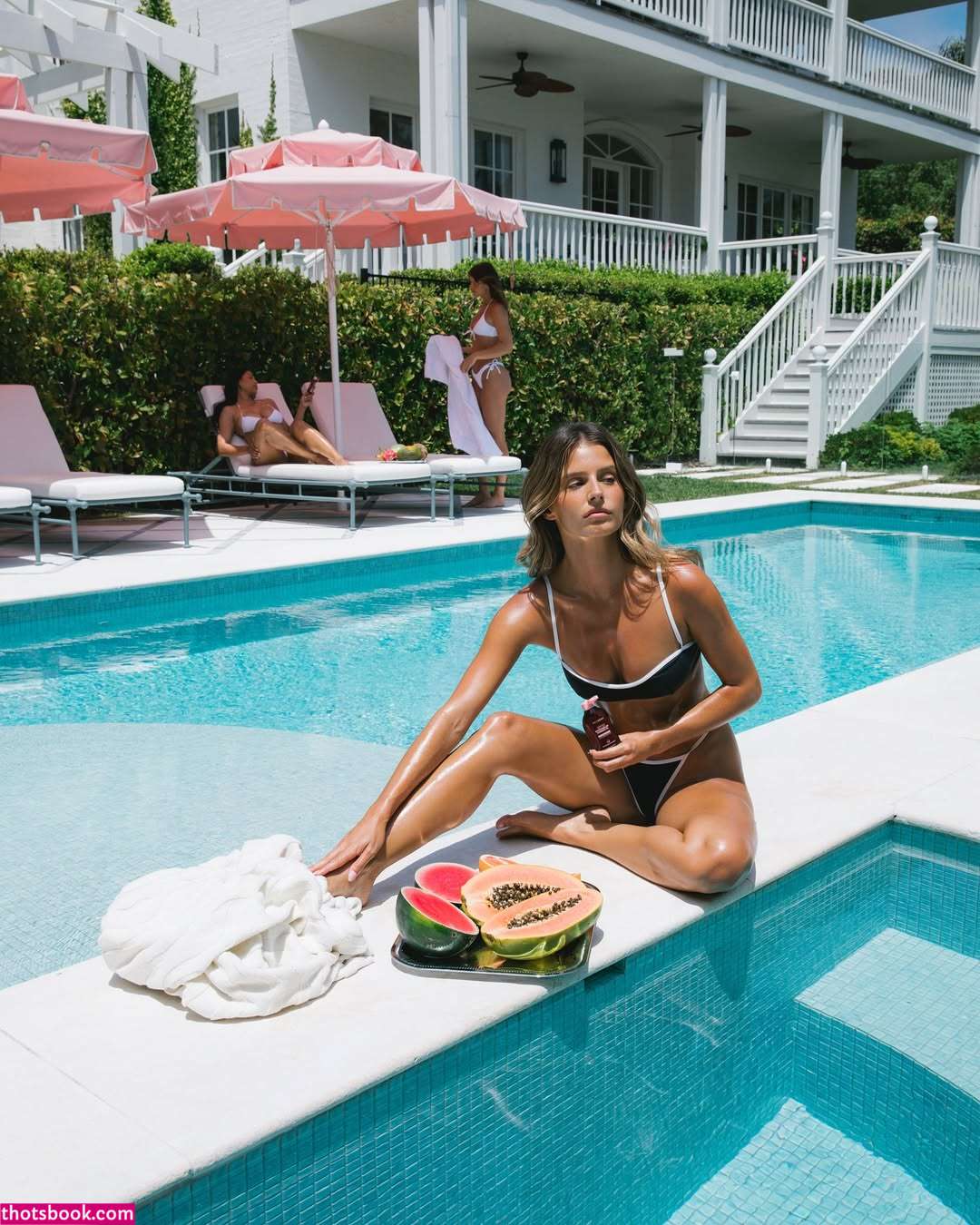 Steph Mandich Photo #17