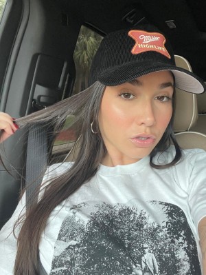 Karlee Grey Post #44