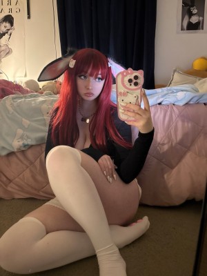 bimbogrlfriend Photo #1