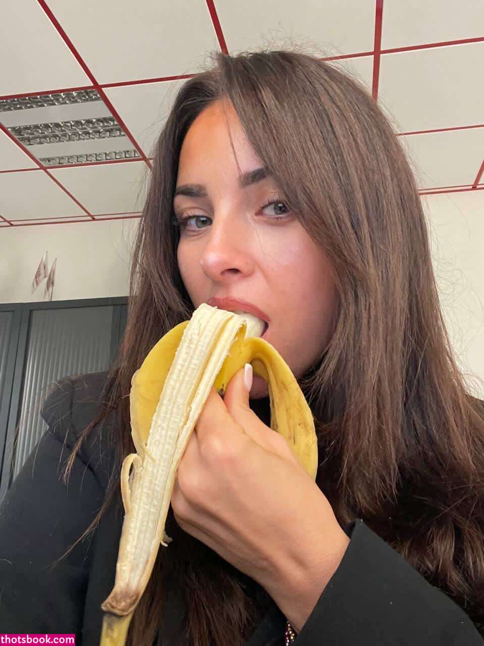 Julia Amareno Photo #26