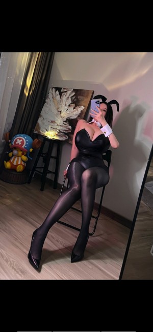 Tong Xiaoxin Photo #5