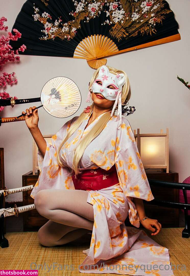 Honneybonita Photo #40