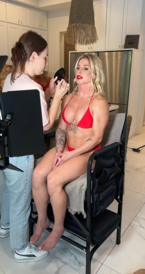 Hannah Goldy Photo #187