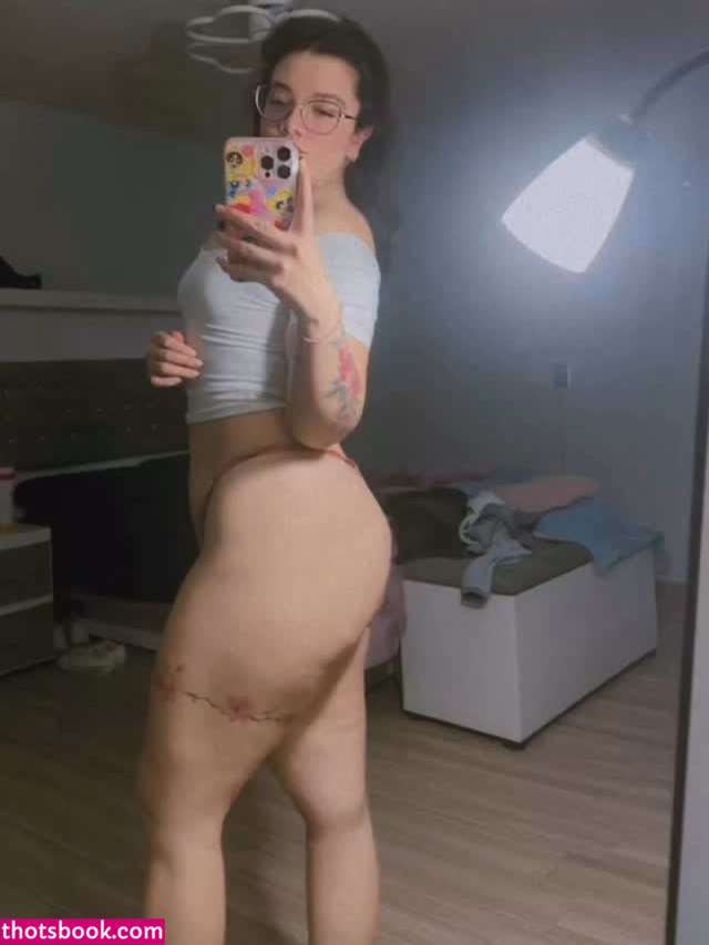 Karen Morales Photo #110