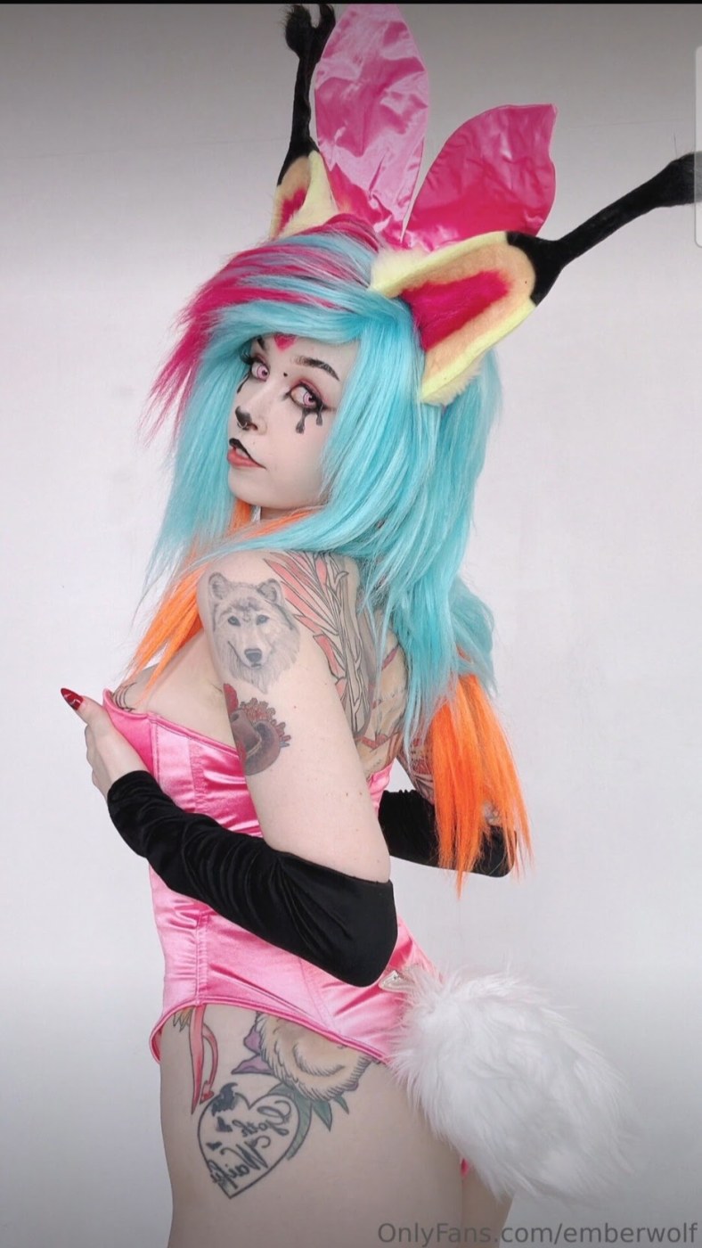 Ember Wolf Photo #36