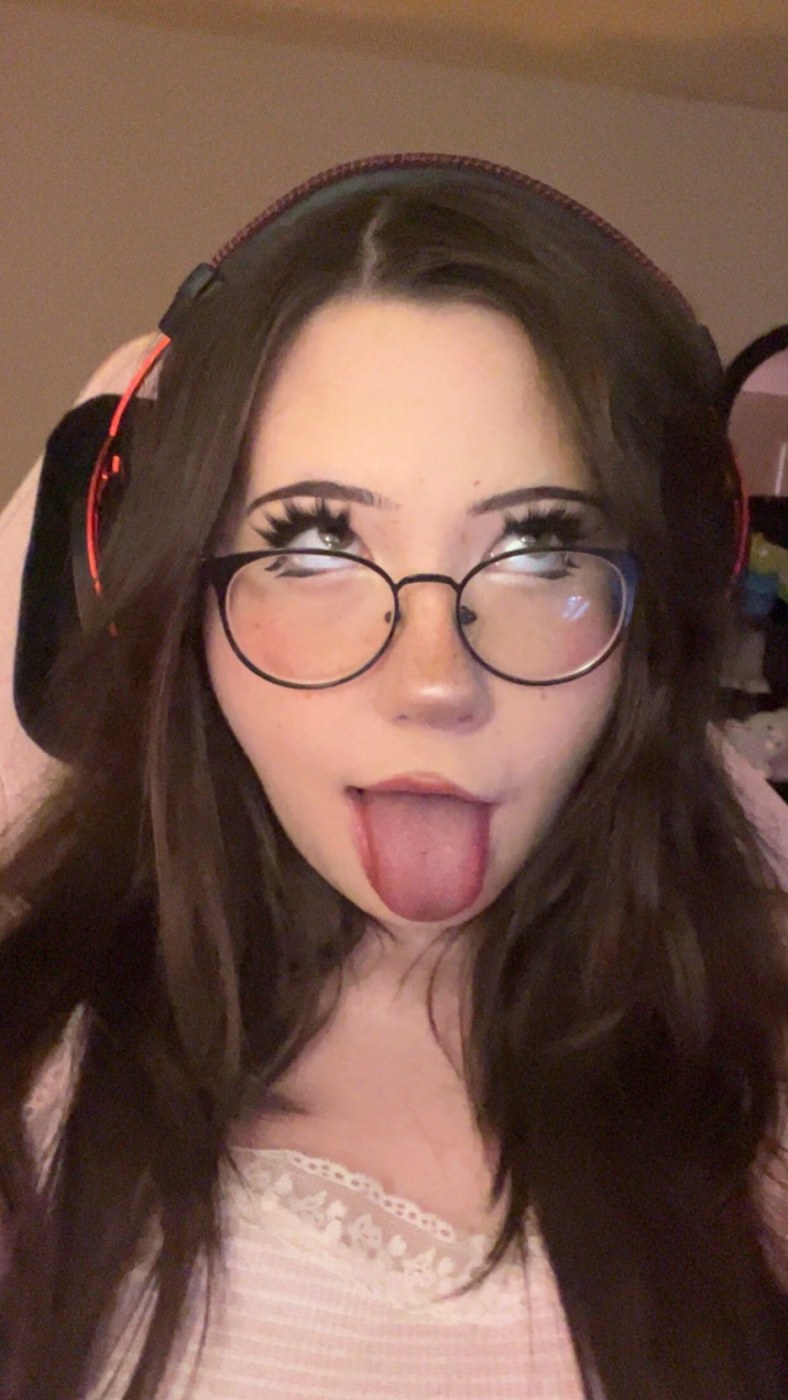 AliciaJade Photo #25