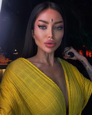 Alena Omovych Post #30