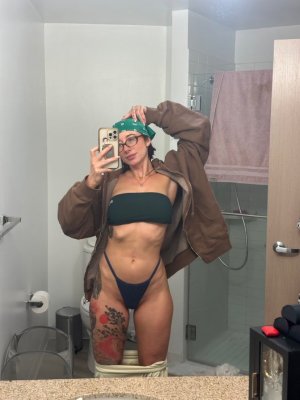 Molly Dixx Photo #344