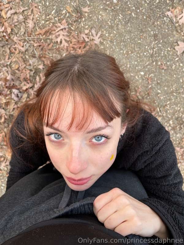 princessdaphnee Photo #3
