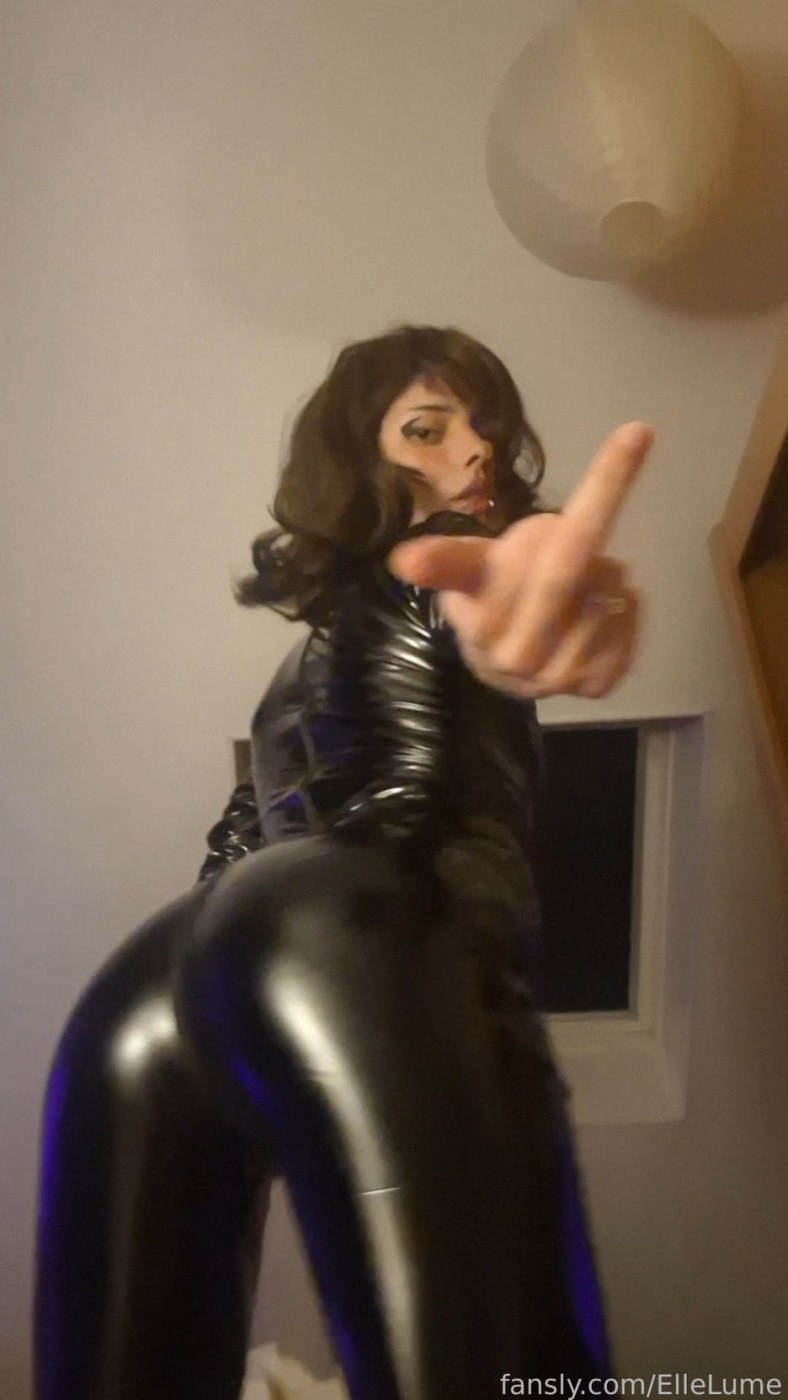 ElleLume Photo #1