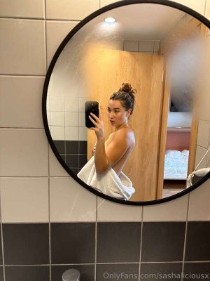 sashaliciousx Post #3