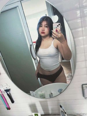 lilmeiwu Photo #8