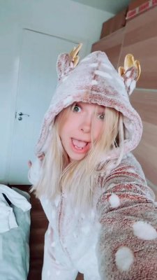 SmileyDani158 Photo #13