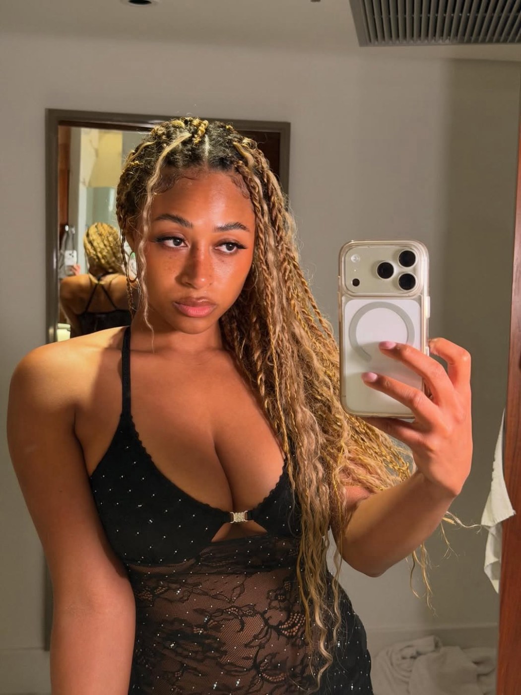 Kalani Rodgers Photo #99
