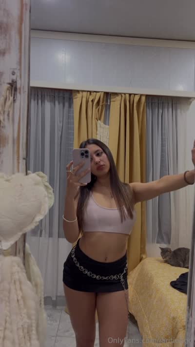 Lara Tiengo Post #1