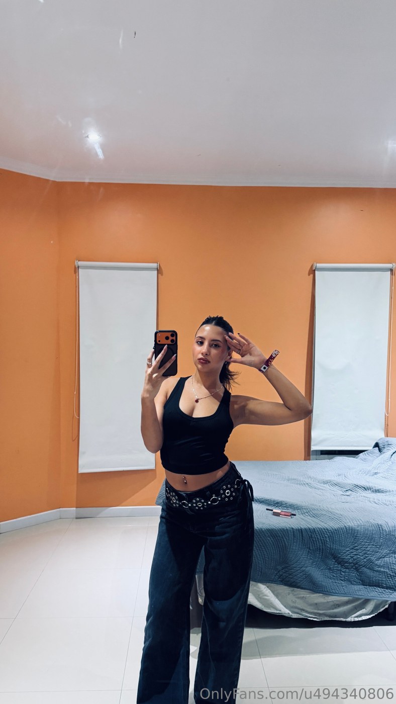 Lara Tiengo Photo #23