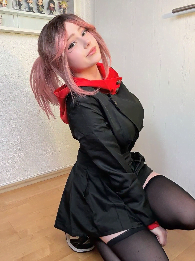 Upminaa Photo #160