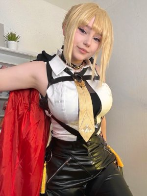 Upminaa Photo #219