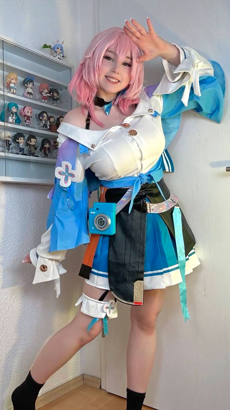 Upminaa Photo #227