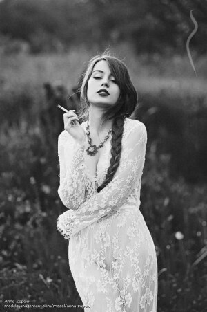 Anna Zapala Photo #31