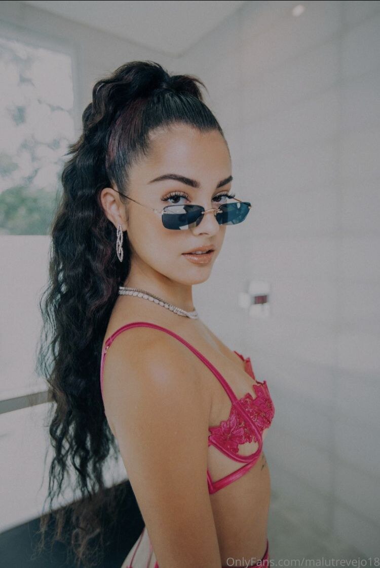 Malu Trevejo Photo #16
