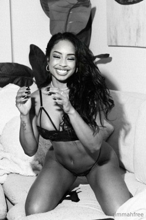 Qimmah Russo Photo #279