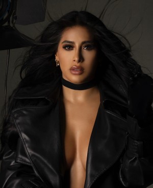 Kim Shantal Photo #2