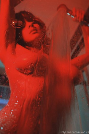 Mia Valentine Photo #49