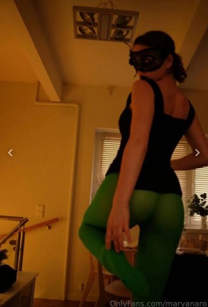 Maryana Ro Photo #109