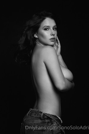 Adriana Fenice Photo #6