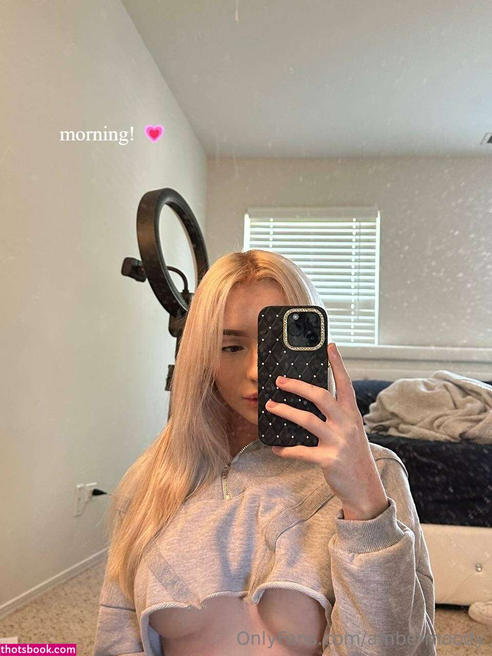 Ambermooody Photo #95