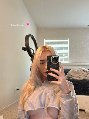 Ambermooody Photo #95