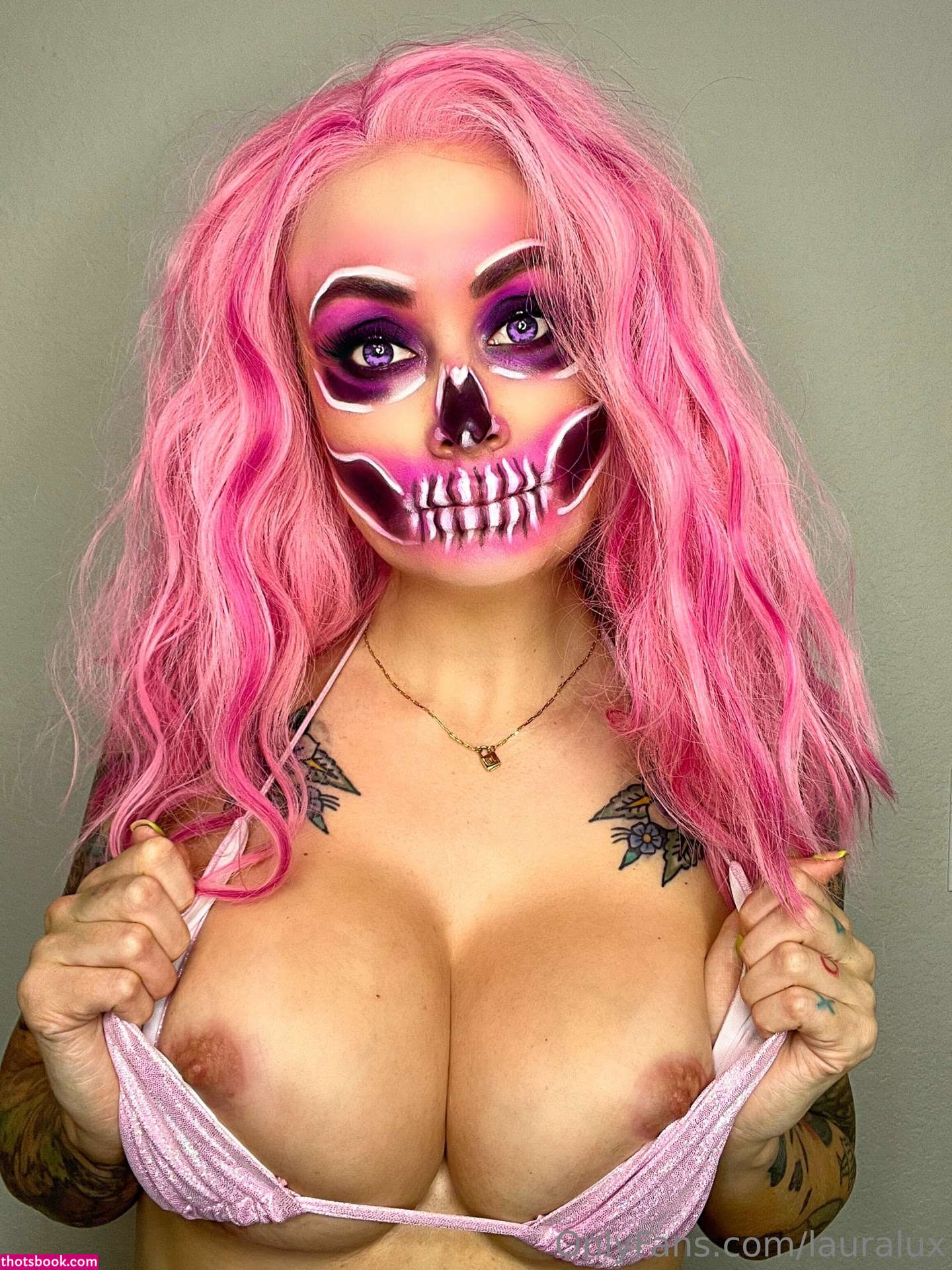 Laura Lux Photo #169