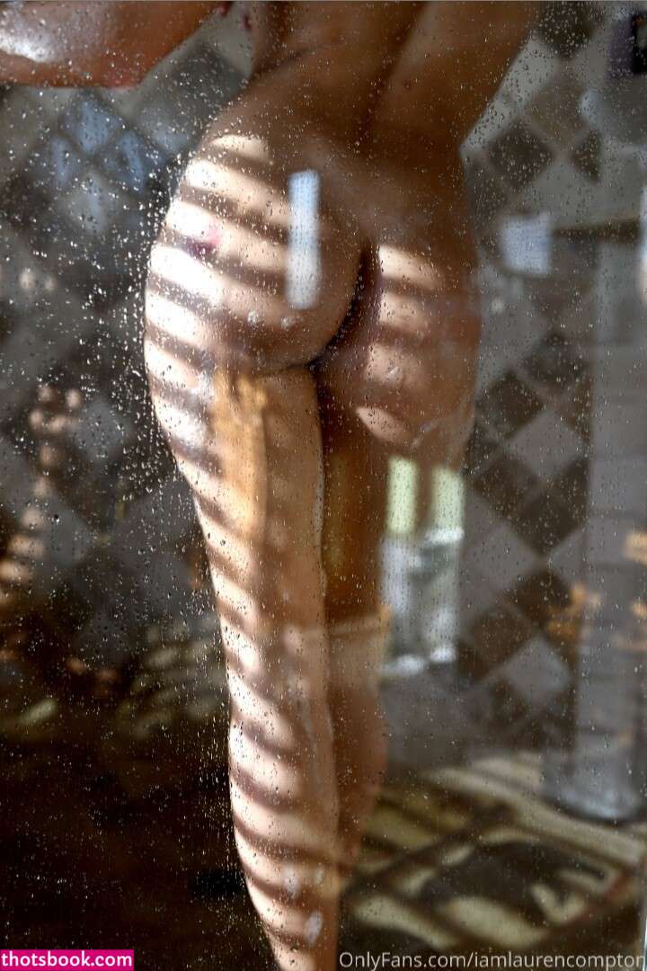 Lauren Compton Photo #31