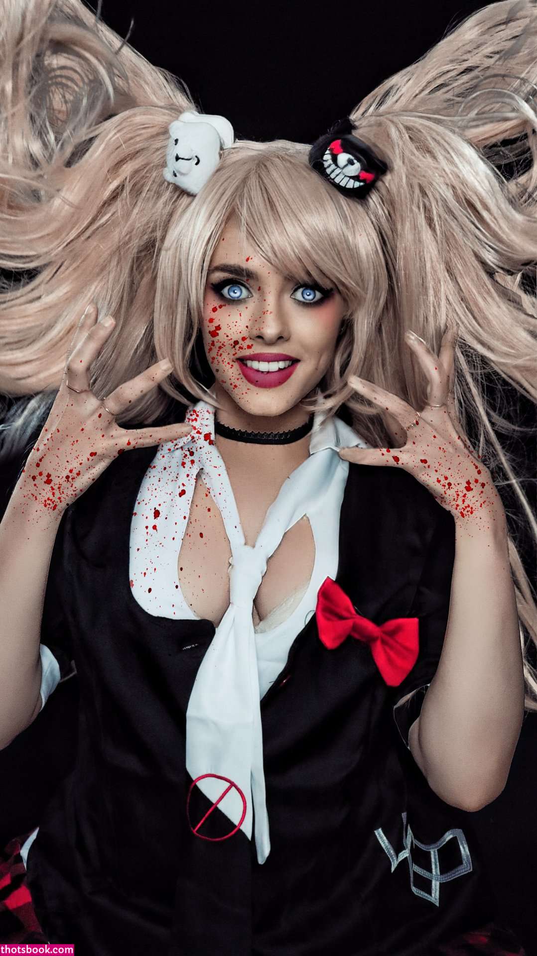 Kirsten Ria Photo #6