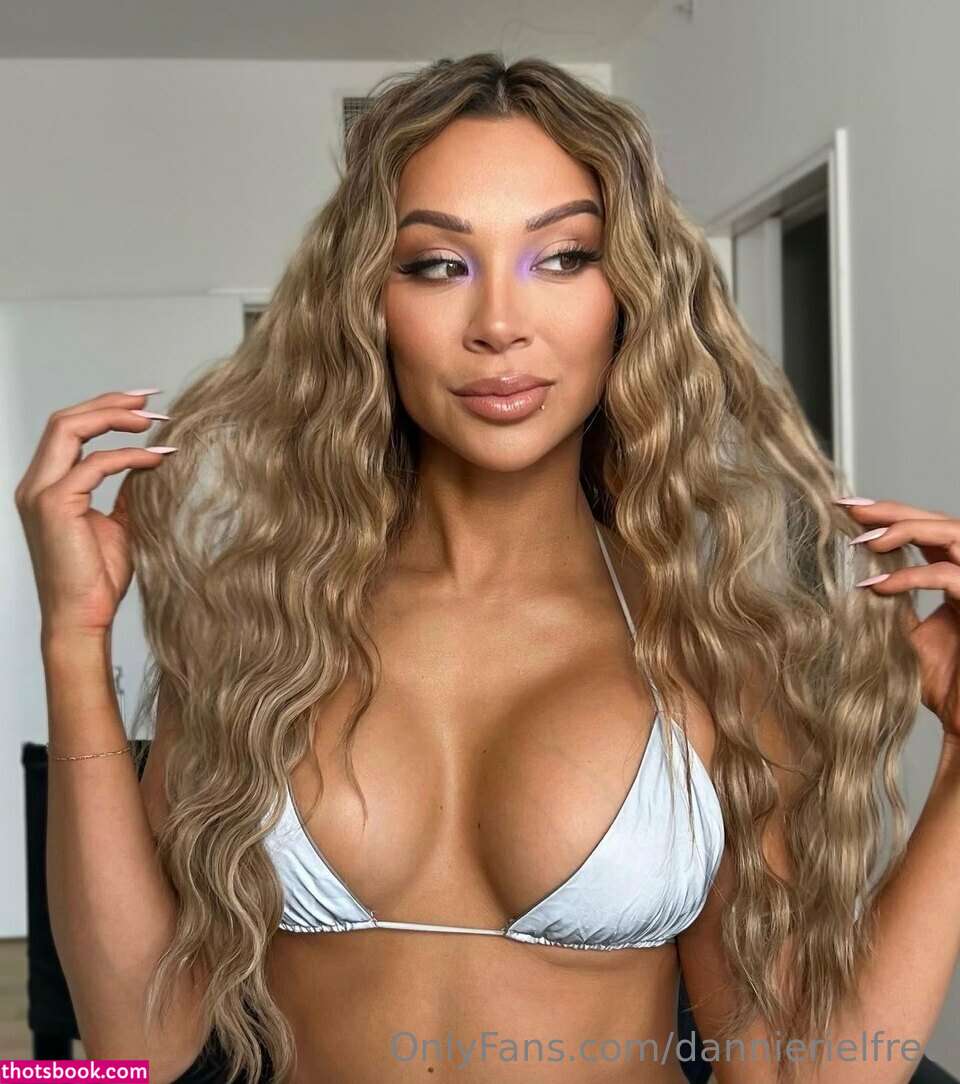 Dannie Riel Photo #37