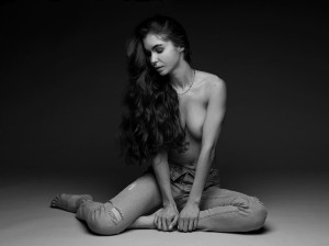 Effy Jones Photo #40