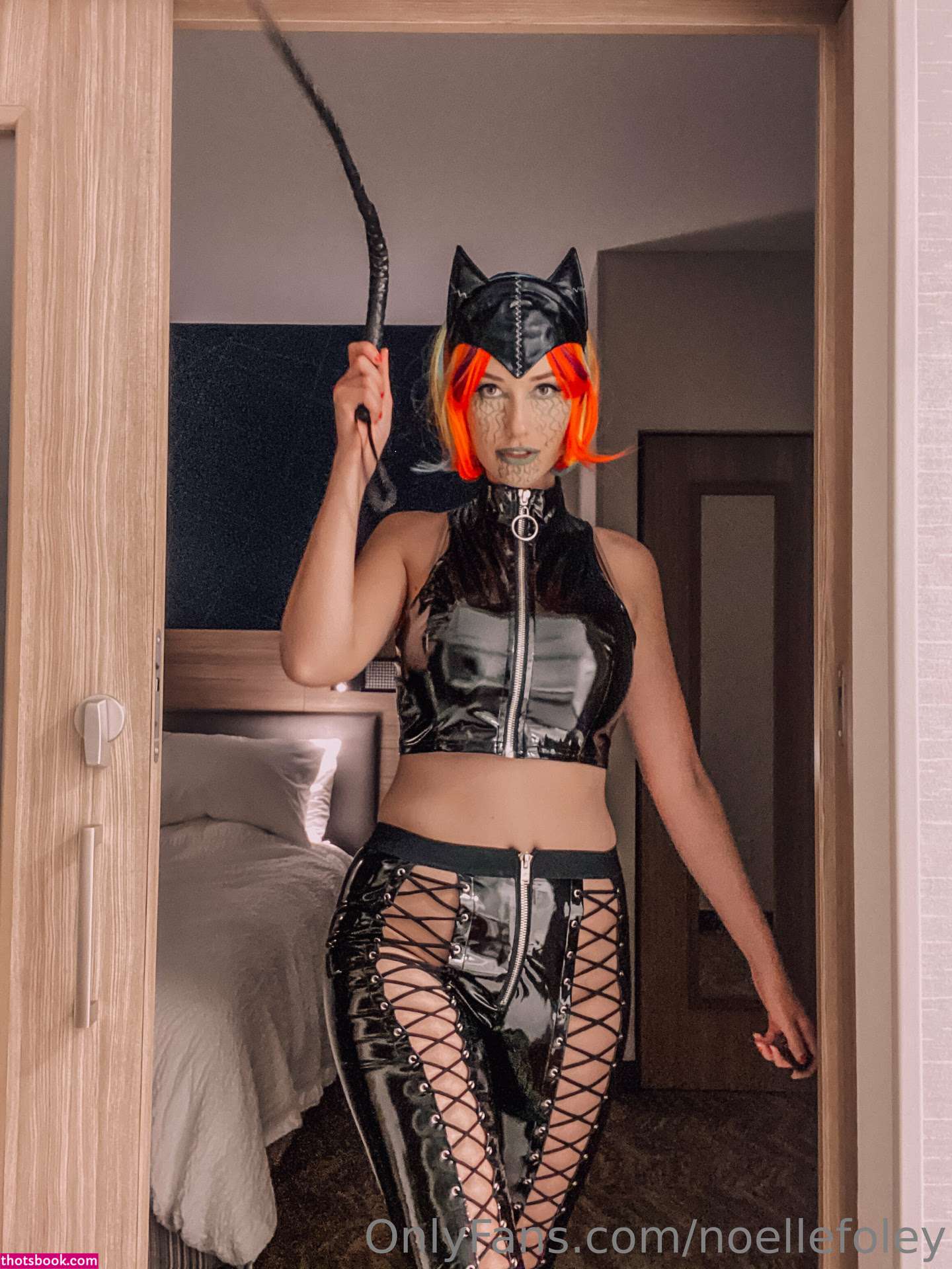 Noelle Foley Photo #18