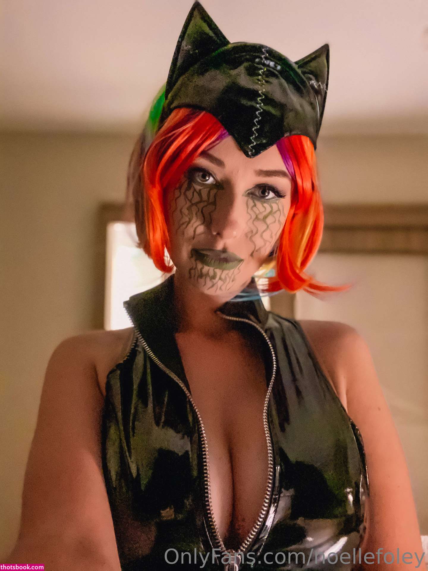 Noelle Foley Photo #24