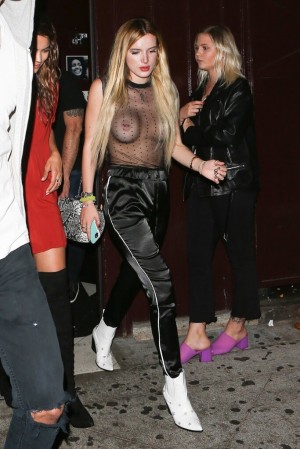 Bella Thorne Photo #329