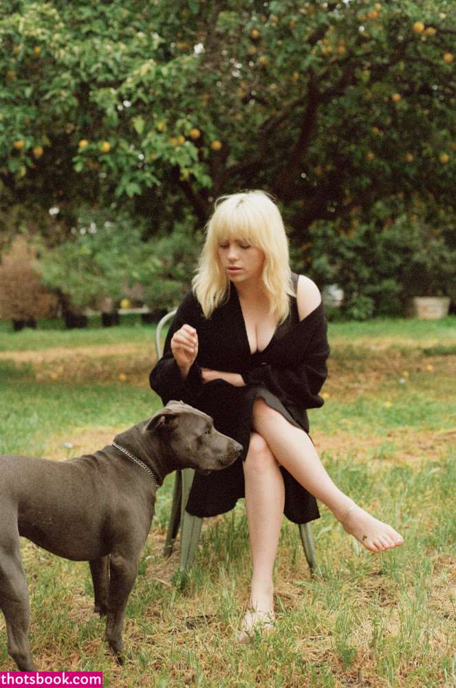 Billie Eilish Photo #82