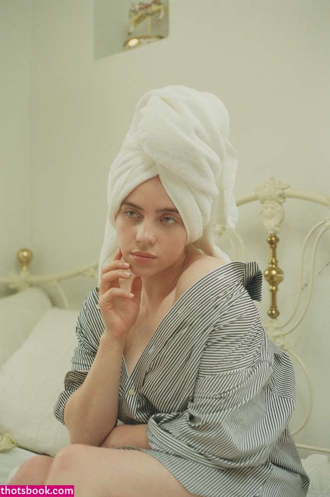 Billie Eilish Photo #118