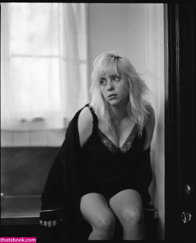 Billie Eilish Photo #134