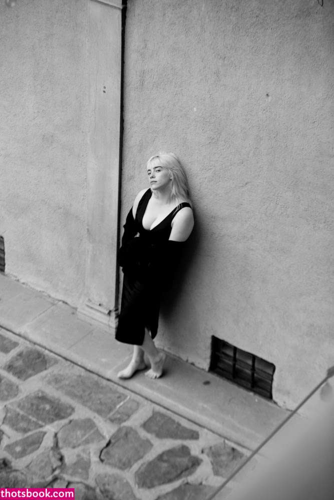 Billie Eilish Photo #144