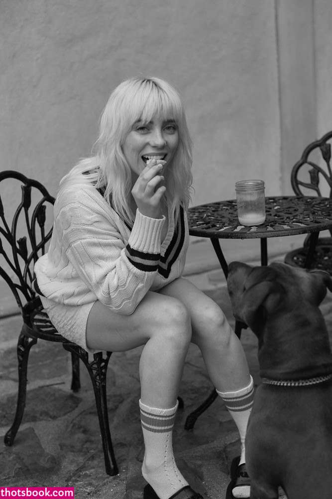 Billie Eilish Photo #151