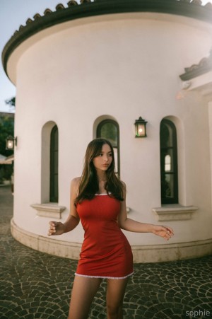 Sophie Mudd Post #105