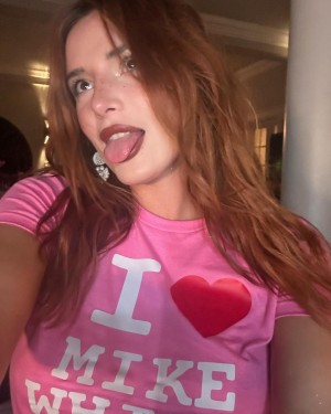 Bella Thorne Photo #353