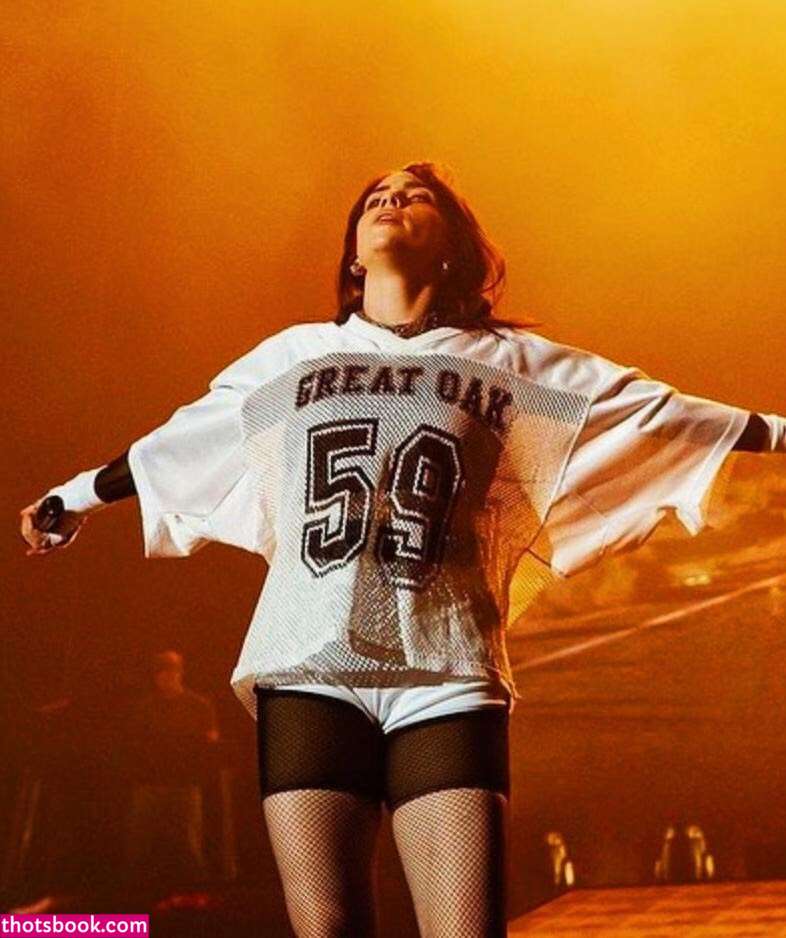 Billie Eilish Photo #165