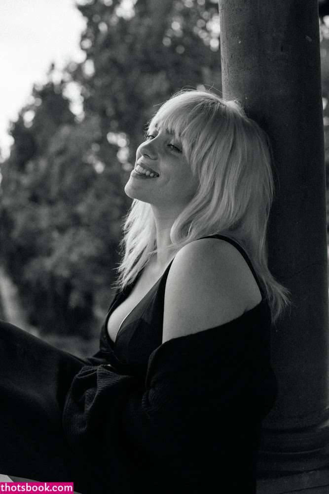 Billie Eilish Photo #175